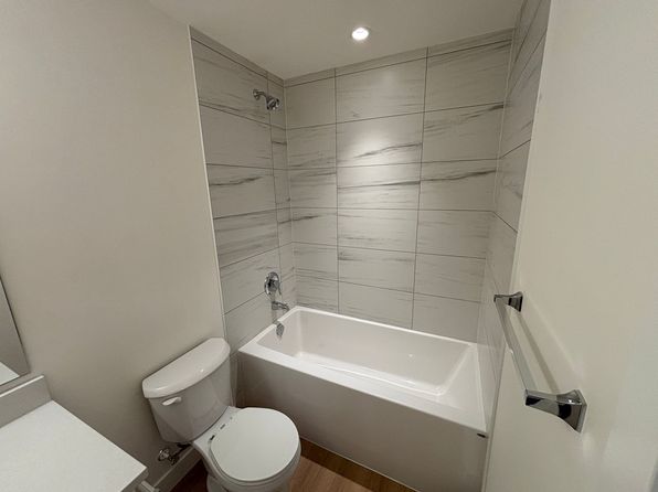 2 bedroom rental in Abbotsford — photo 8