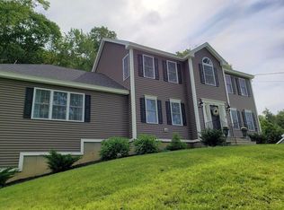 2 Brintnal Dr, Rutland, MA 01543