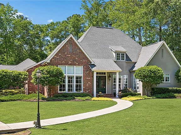 3rd image of 17233 Saint Gertrude Dr