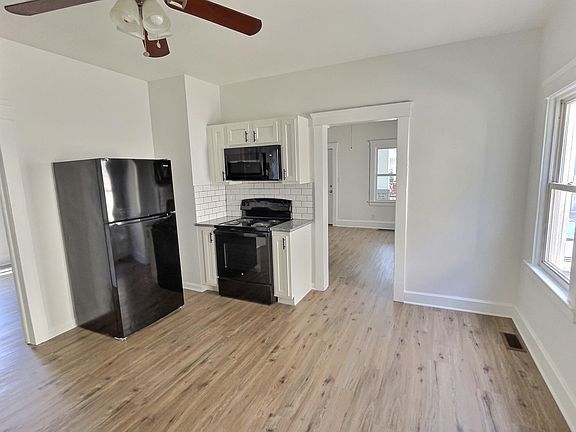 3rd image of 13109 Carrington Ave #1