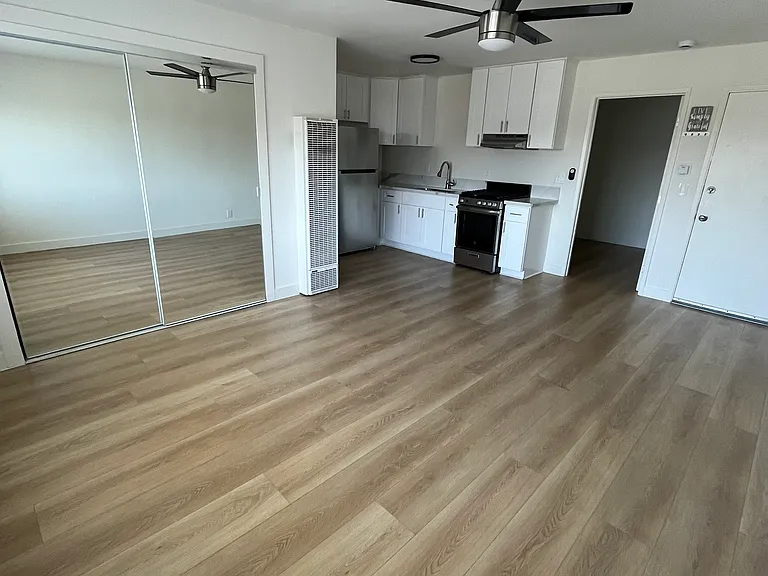 6315 Aldama St #9 — Photo 2