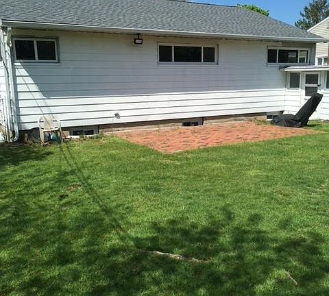 2nd image of 86 Dartmouth Dr