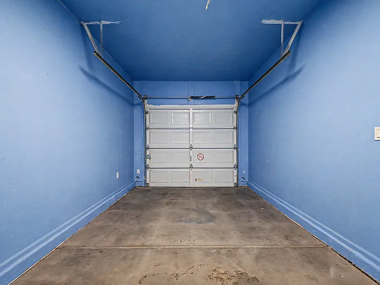 17446 W Yavapai St — Photo 16