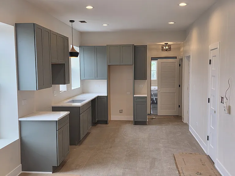 3216 S Morgan St #2R — Photo 3
