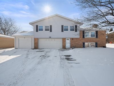 4084 Dennis Ln, Brunswick, OH, 44212