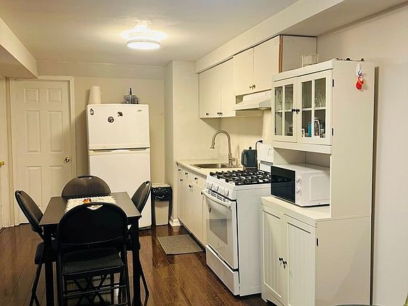 5th image of 3398 Crimson King Cir #Basement