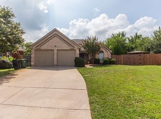 4221 Crossgate Ct, Arlington, TX 76016