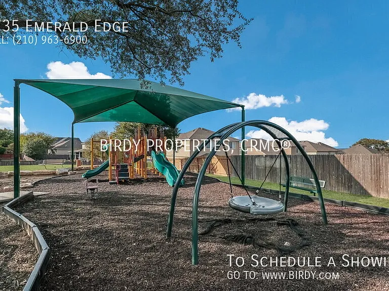 1735 Emerald Edge — Photo 48