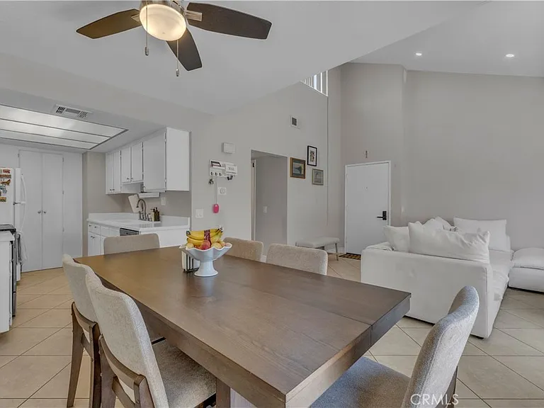 18408 Hatteras St #44 — Photo 9