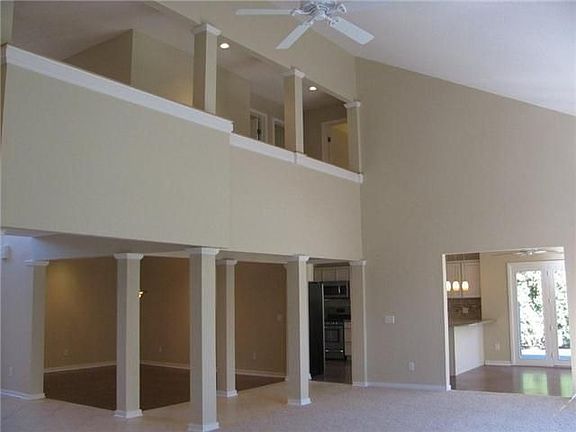5th image of 29672 Durham Dr