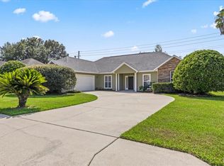 11921 NW 8th Rd, Gainesville, FL 32606