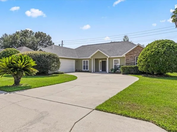 11921 NW 8th Rd, Gainesville, FL 32606