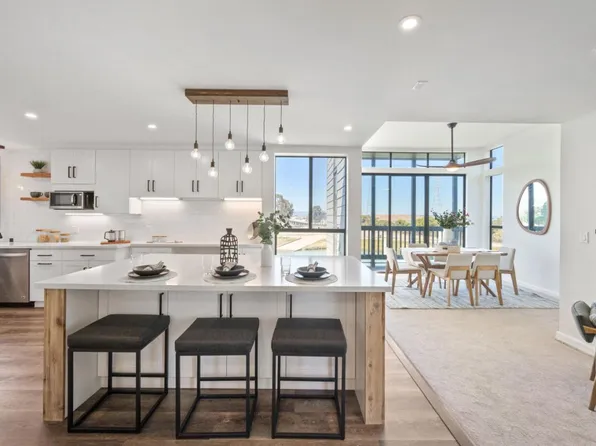 425 Anchor Rd APT 317, San Mateo, CA 94404