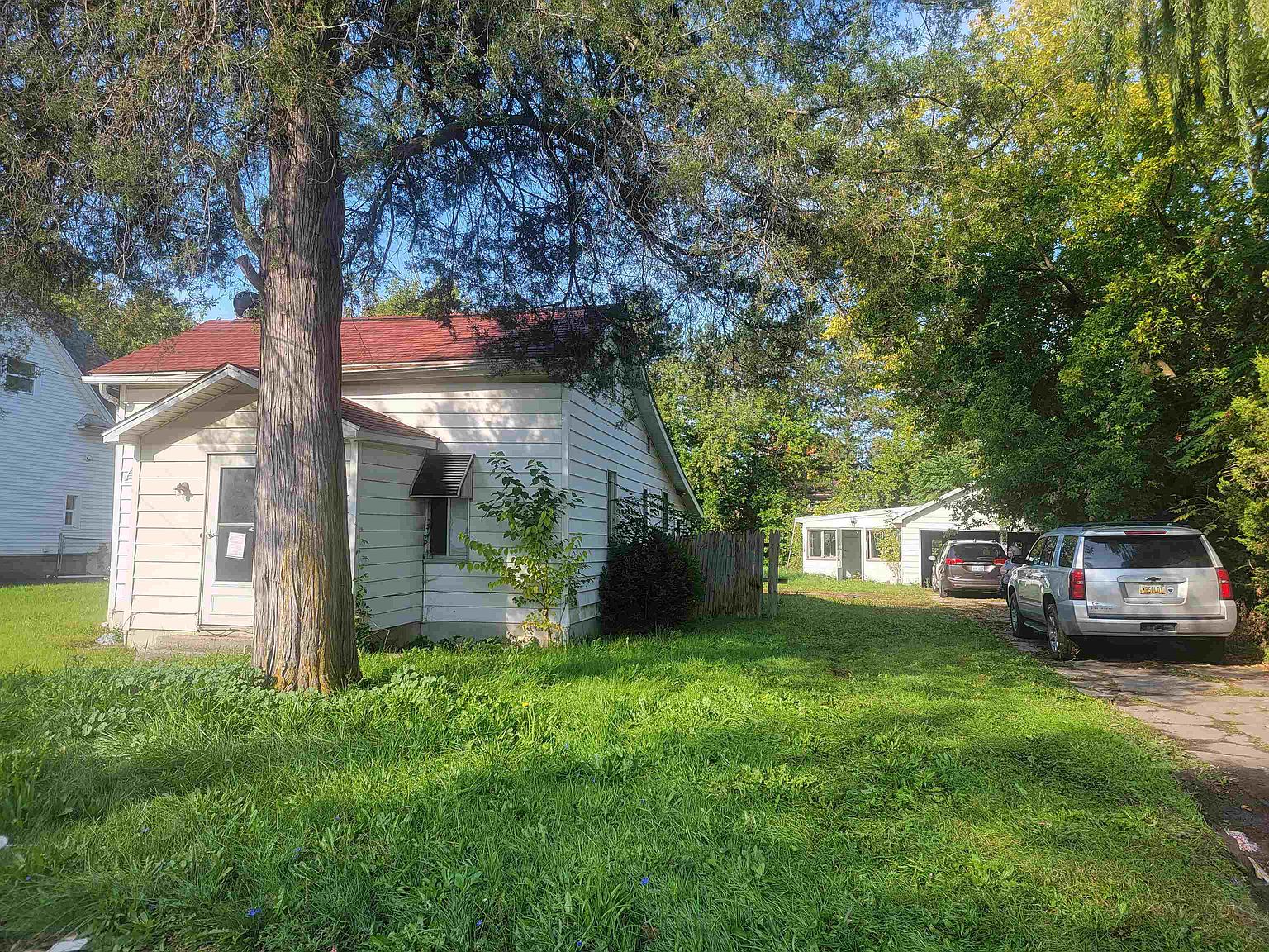 2277 Bay St, Saginaw, MI 48602 Zillow