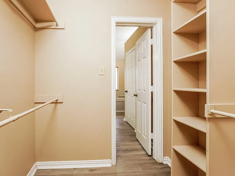 7921 Wayne Way — Photo 12
