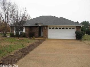 117 Centerview Cir, Searcy, AR 72143