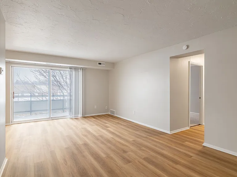 Coppertree Apartments — Photo 41