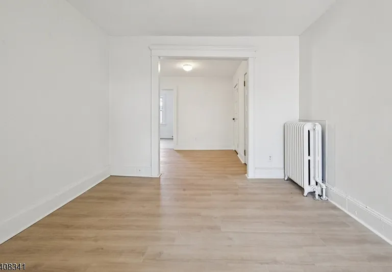 66 N Washington Ave #1 — Photo 15