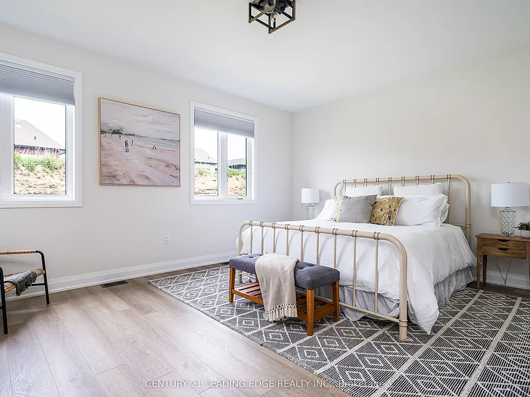 102 Reed Way — Photo 17
