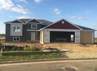 1905 13th Ave NE, Austin, MN 55912