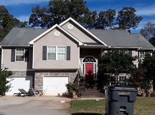 400 Jefferson Walk Cir, Jefferson, GA 30549