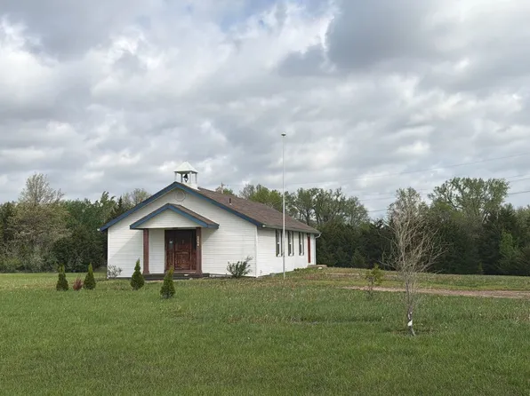 589 NW 500th Rd, Clinton, MO 64735