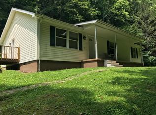 59 Pecan Ln, Elkview, WV 25071