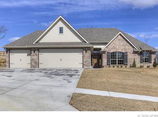 1515 W Keeling Ave, Sapulpa, OK 74066