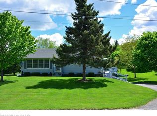 8 Fairview Ave, Houlton, ME 04730