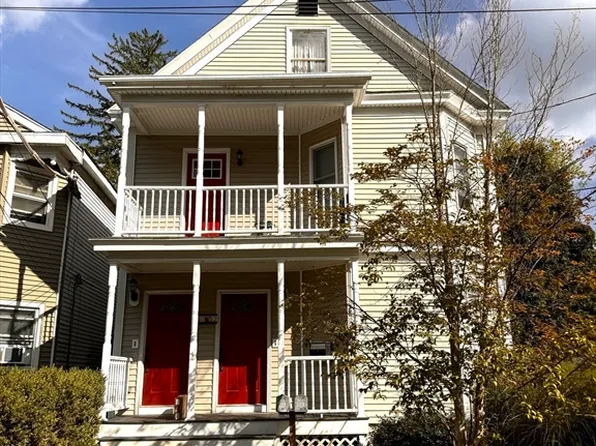 30-32 Wilson St, North Billerica, MA 01862