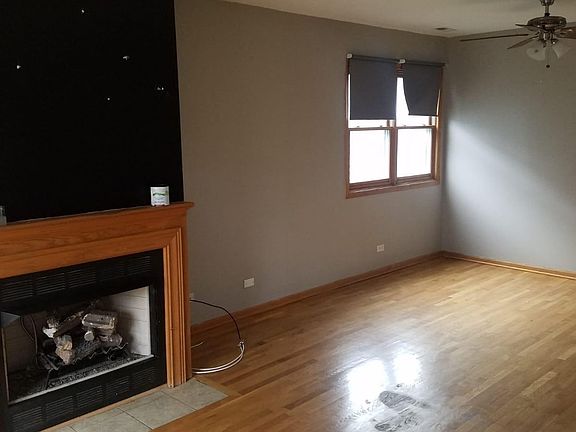 5th image of 1130 N Mozart St #2