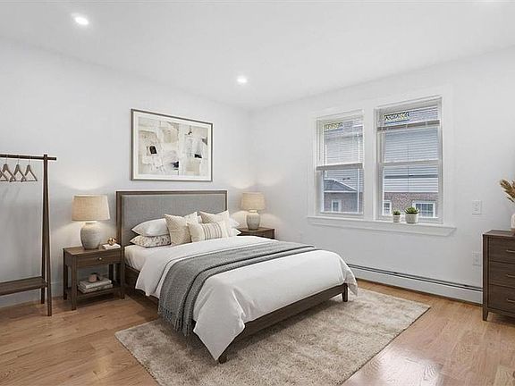 5th image of 1616 Hammersley Ave