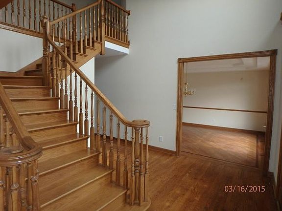 2nd image of 10432 Stone Hill Dr
