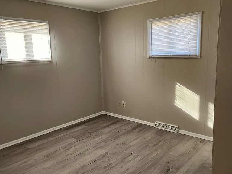 7625 Lafayette Ave — Photo 10