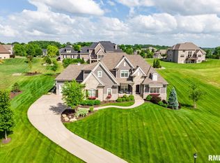 19437 251st Ave, Bettendorf, IA 52722