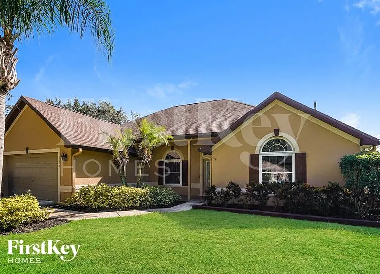 2258 Jessica Ln — Photo 2