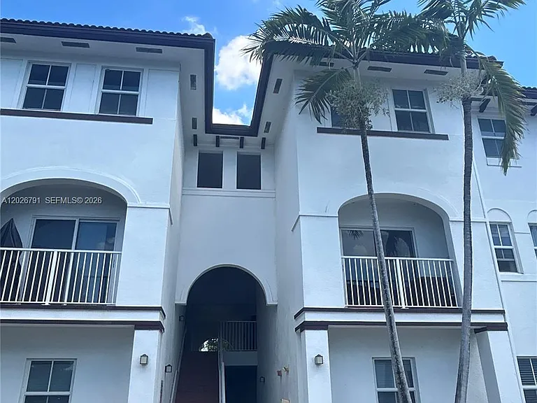 8960 NW 97th Ave #216 — Photo 1