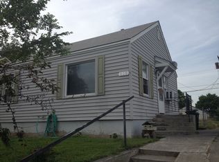 615 E Ridgeway Ave, Hermiston, OR 97838