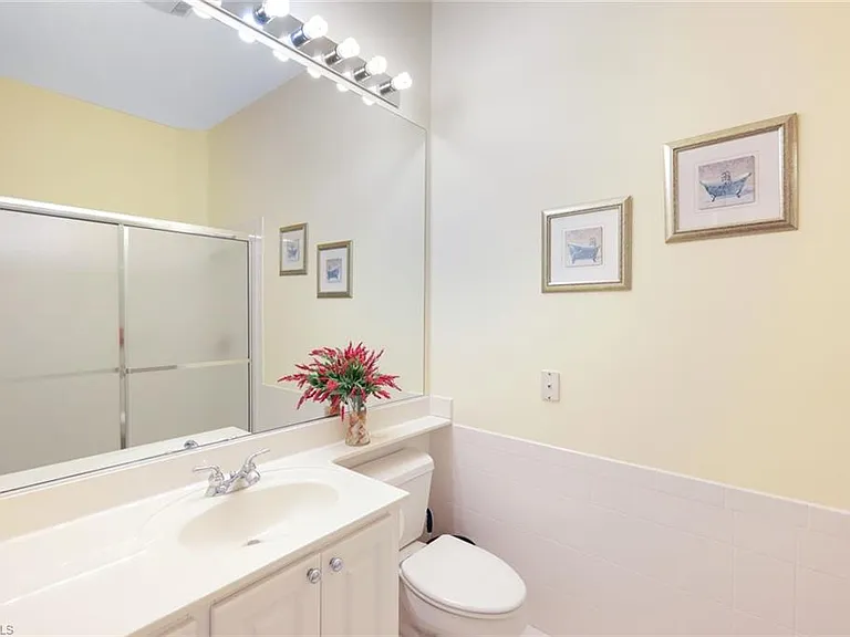 5848 Ferrara Dr — Photo 20