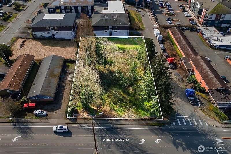 5th image of 2805 S 216th Street