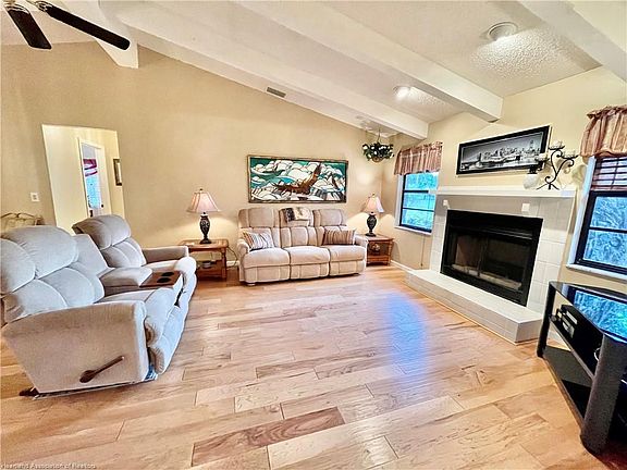 4th image of 6333 Sagewood Ln