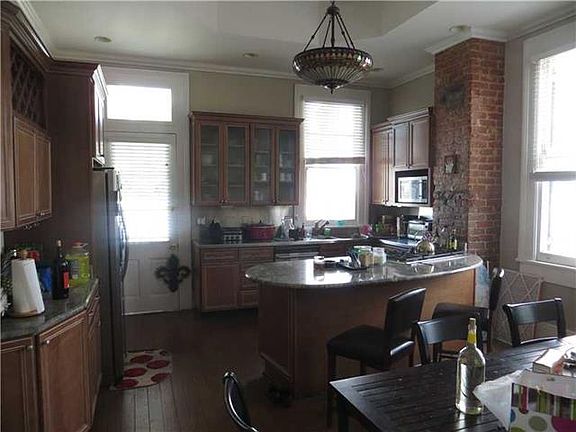 2nd image of 7503 Saint Charles Ave #5