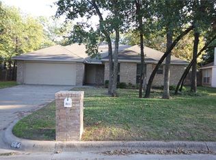 684 High Crest Dr, Azle, TX 76020