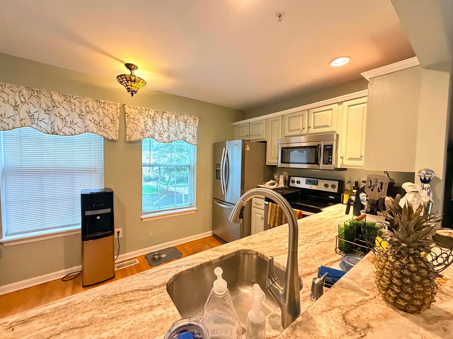 633 Danbury Rd — Photo 4