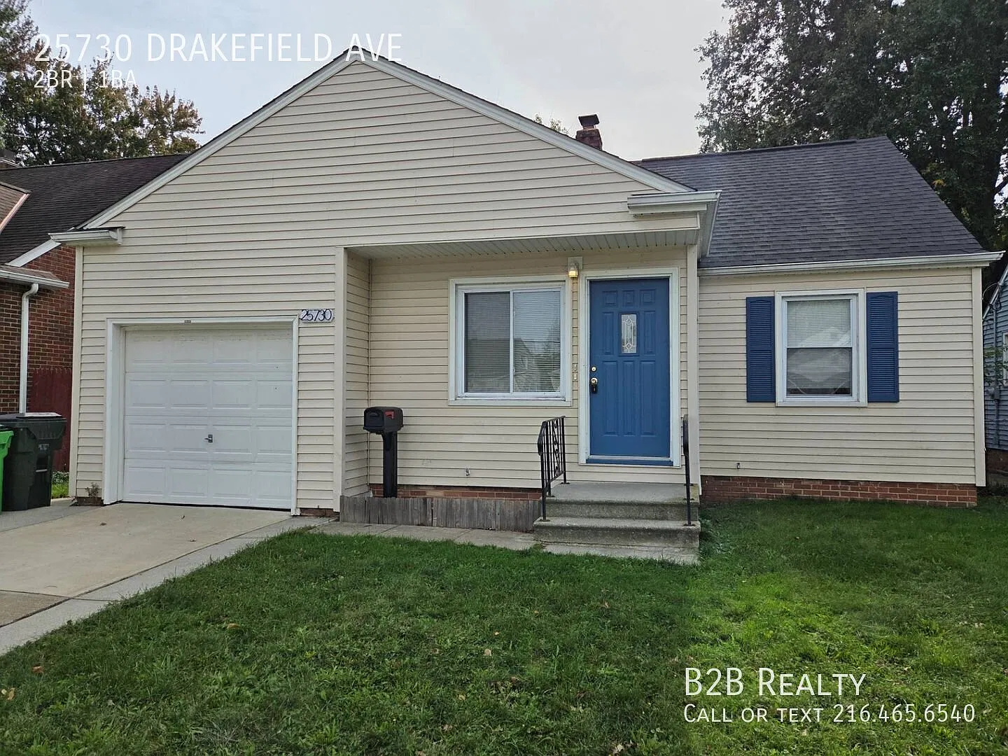 Spacious 2-Bedroom Unit in a Charming Single Family Property Available Now! — Photo 2