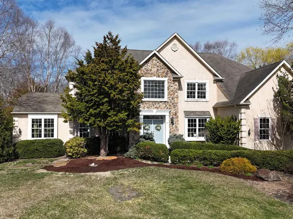 307 Arlington Ct, Egg Harbor Township, NJ 08234