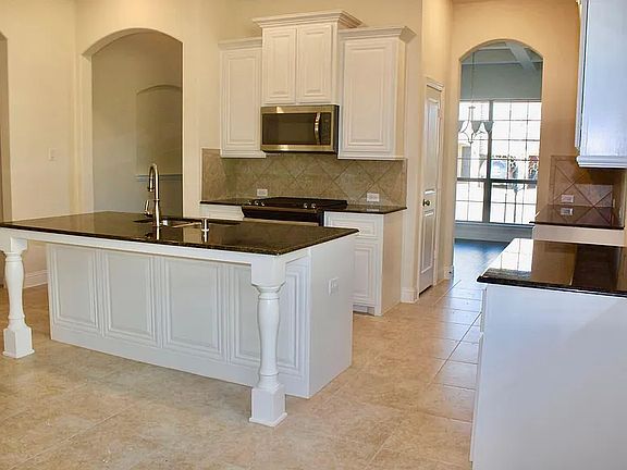 4th image of 804 Mountcastle Dr