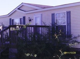 108 Goss Ln, Swansboro, NC 28584