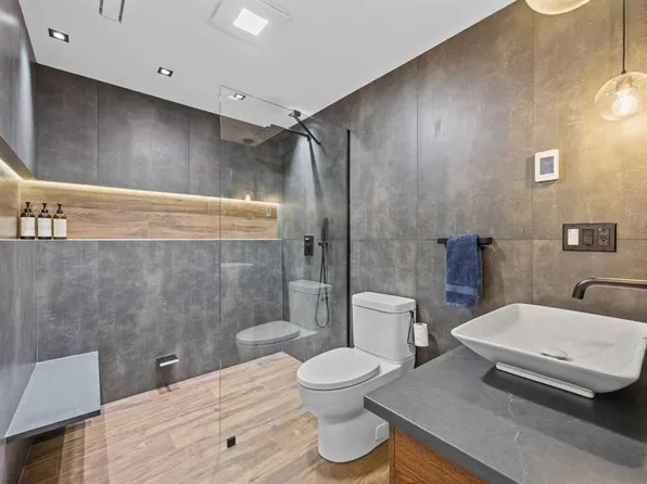 101 Bridlewood St E, Calgary, AB T2Y 3R7