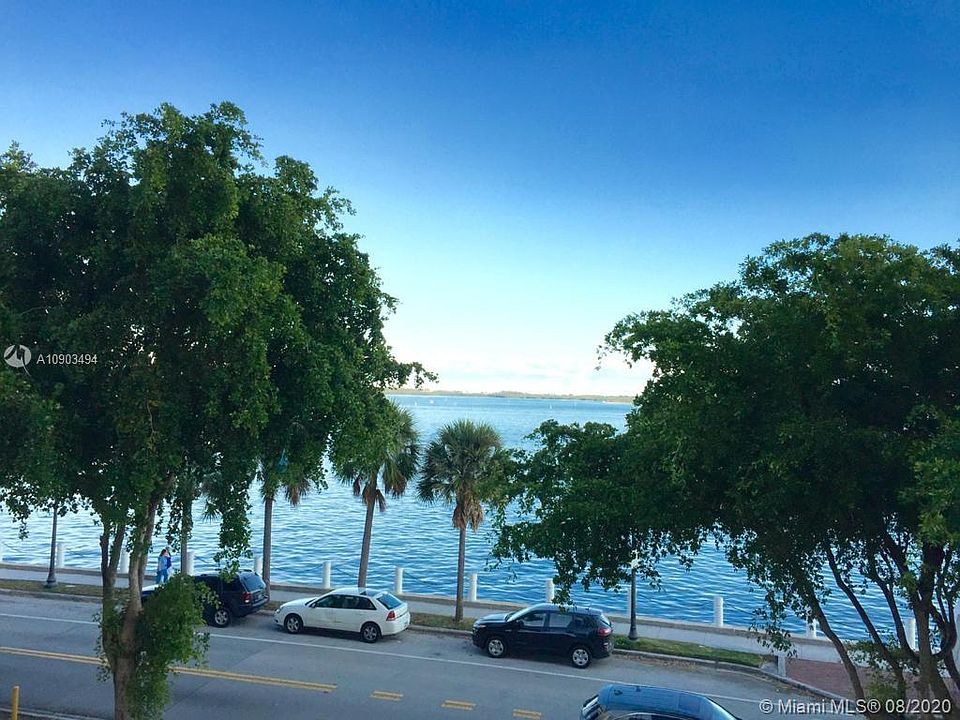 1st image of 1430 Brickell Bay Dr APT 304